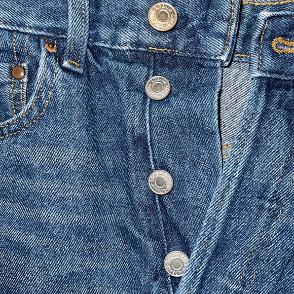 & Denim shorts - Picture 4 of 6